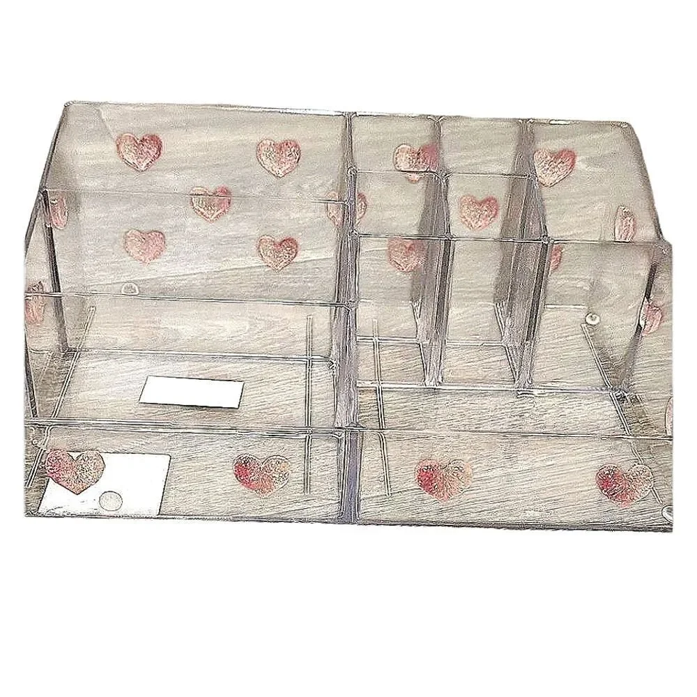 At Home Clear 3D Heart-Patterned Sectioned Cosmetic‎ Organizer
